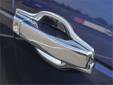 DOOR HANDLE COVER. CHROME