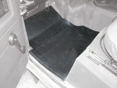 FLOOR COVER