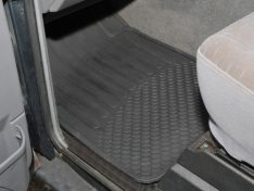 RUBBER MAT SET FRT DISCO TDI 1989-98
